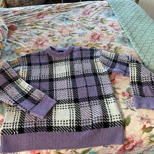 H&M Lavender and Black Checkered Sweater